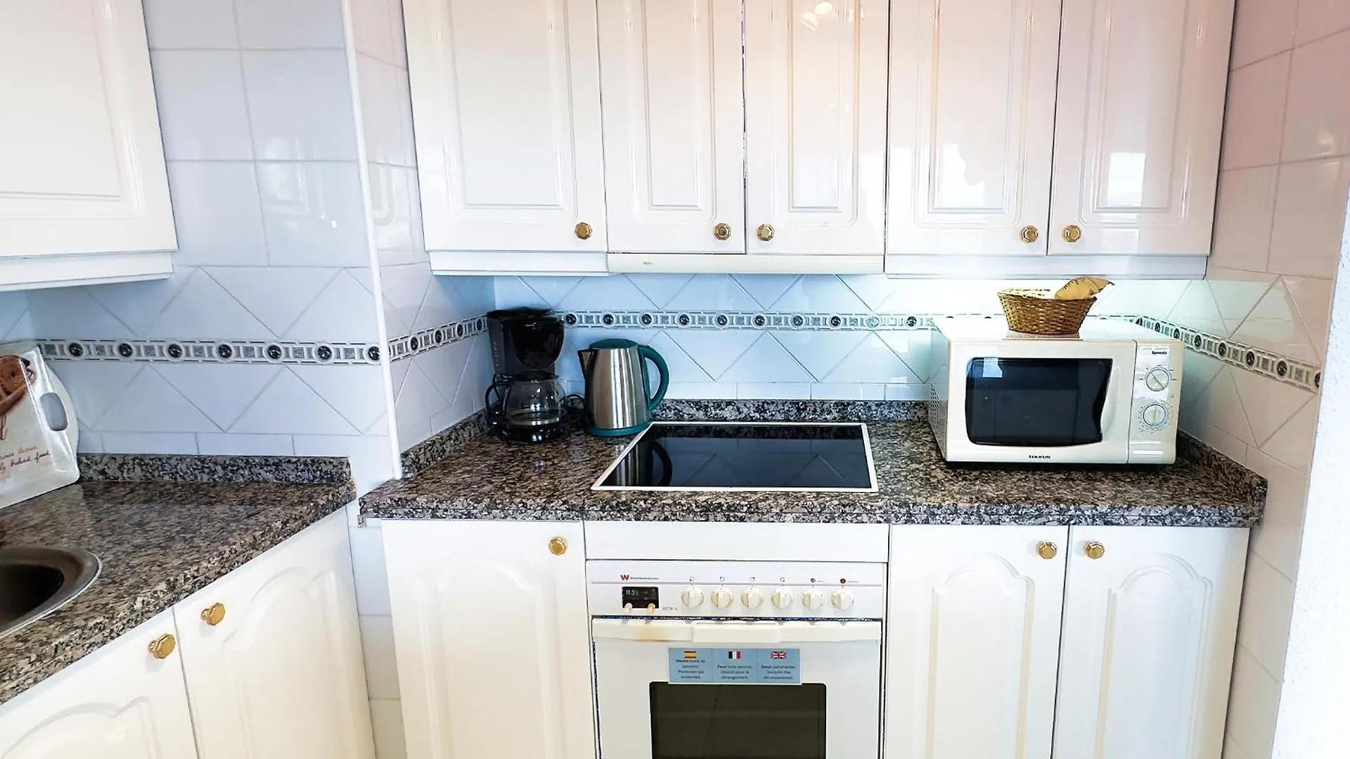 Apartmán Skol 727 Lovely 2 Bedroom Duplex In Marbella Center